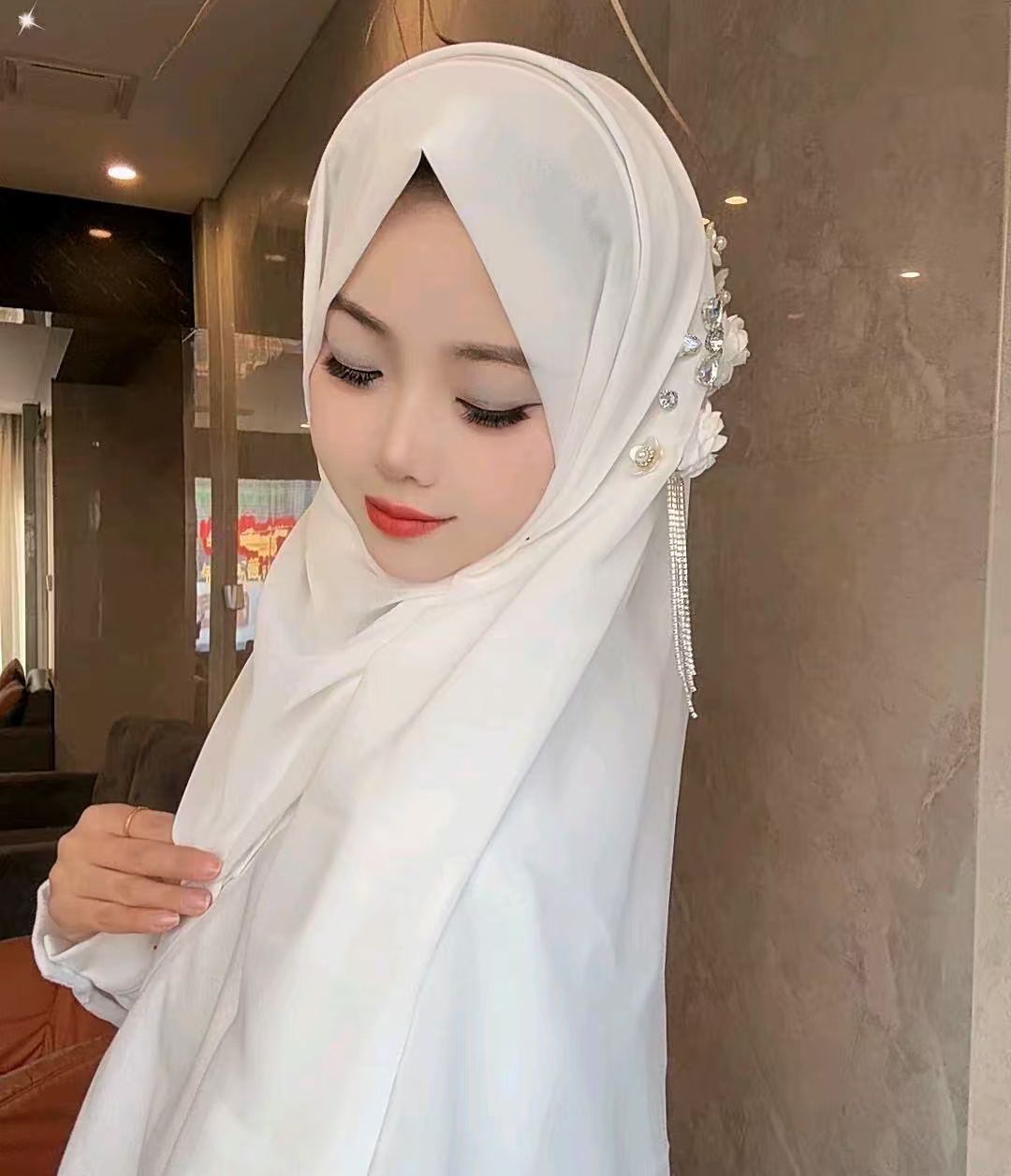 Premium Chiffon Hijab Set with Matching Floral Hair Accessory – Modest Fashion for Eid & Events