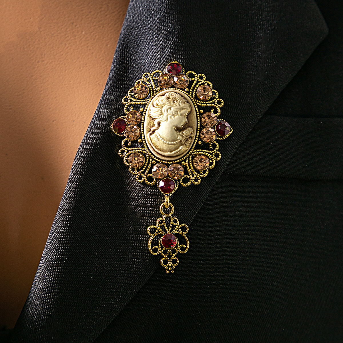 Vintage Medieval Beauty Head Brooch