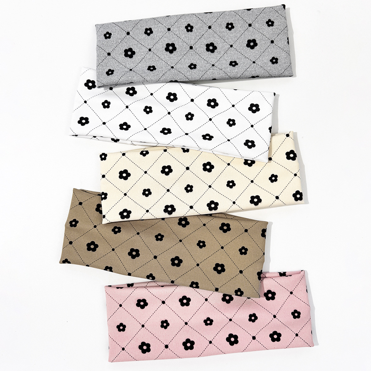Retro diamond-patterned small floral knitted hair band