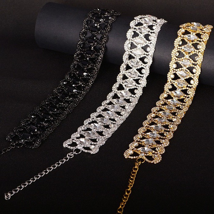 Hot Selling Diamond Studded Short Choker Necklace Keywords