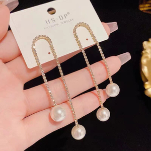 Versatile Irregular Pearl Earrings
