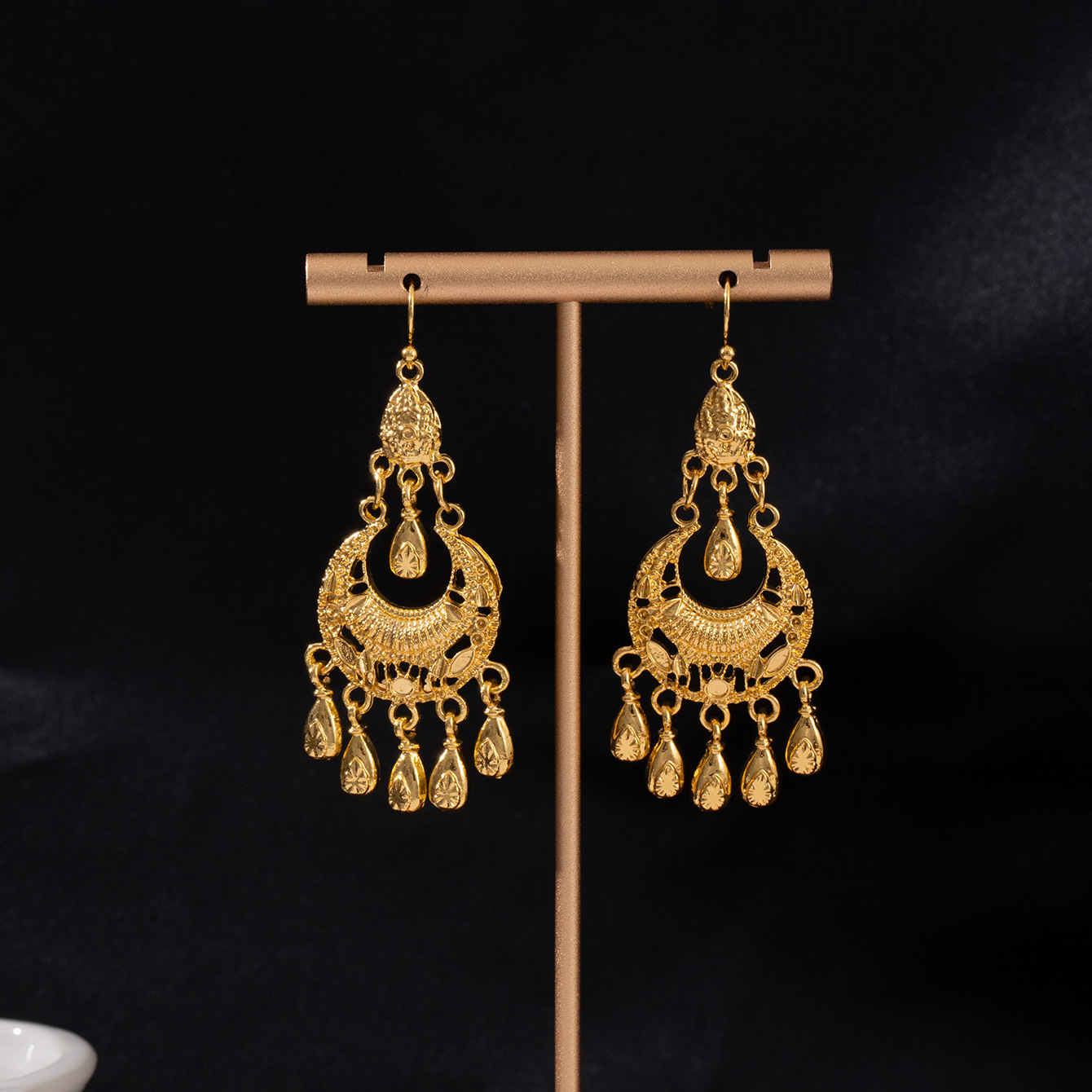 Vintage Gold Waterdrop Tassel Earrings