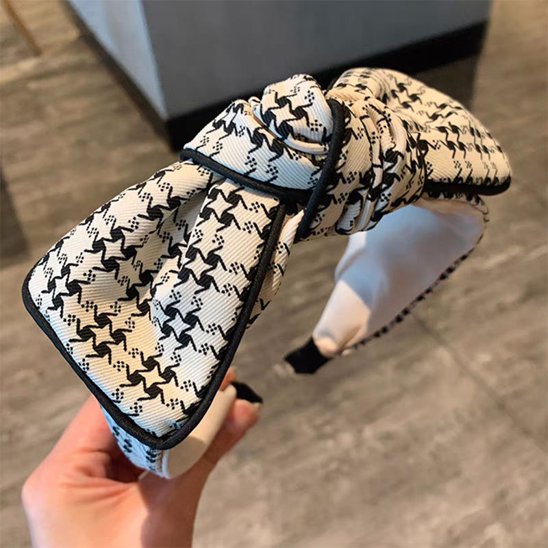 Korean Style Graffiti Bow Plaid Headband
