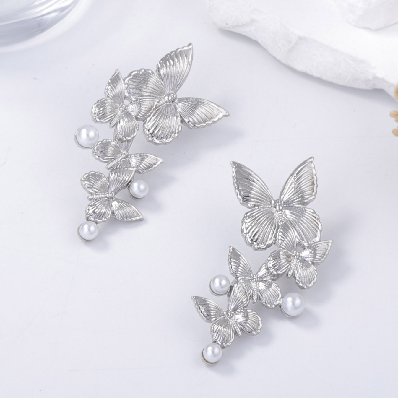 Vintage Luxury Pearl Butterfly Earrings
