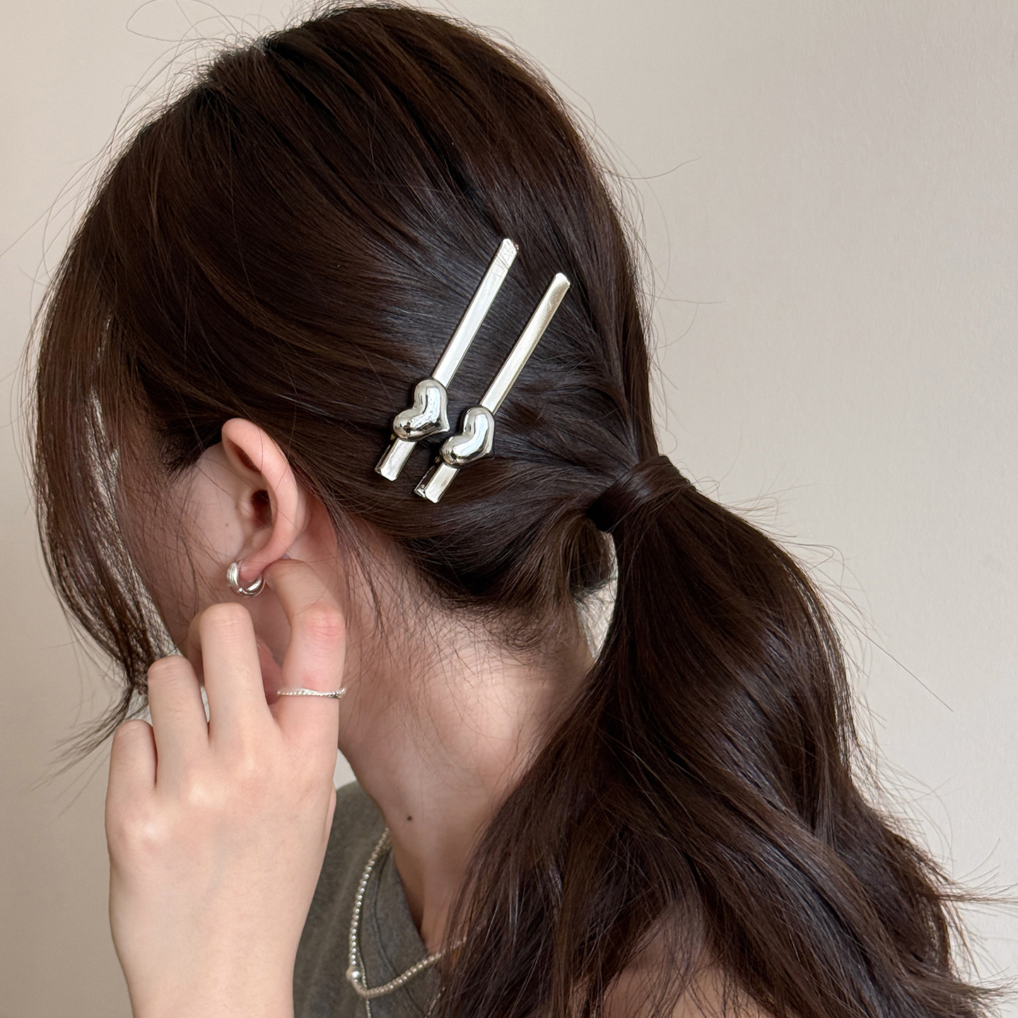 Silver 3D Heart Hair Clips Cool Side Barrettes Minimalist Hair Pins