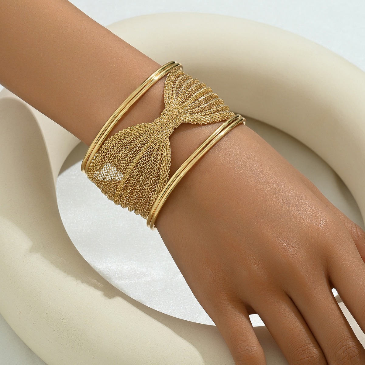 Irregularly shaped hollow diamond-set alloy open adjustable bracelet