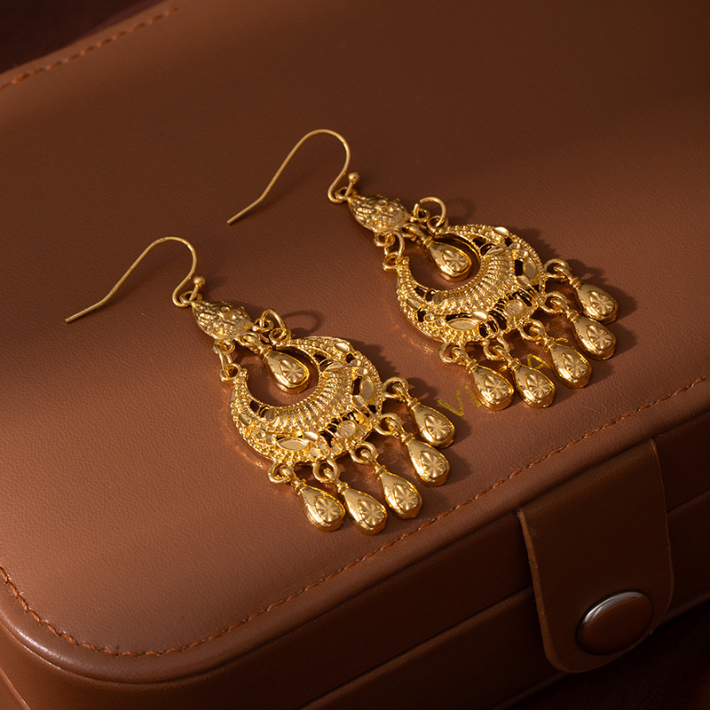 Vintage Gold Waterdrop Tassel Earrings