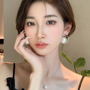 Metal Half-round Pearl Stud Earrings