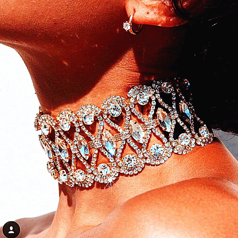 Hot Selling Diamond Studded Short Choker Necklace Keywords