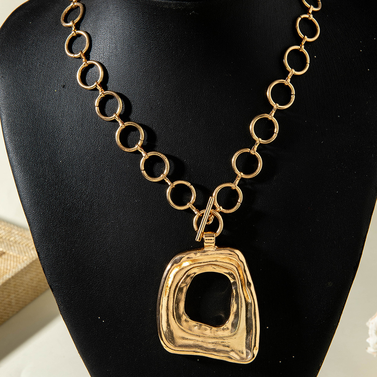 Vintage Gold Metal Heart Sunflower Pendant Necklace