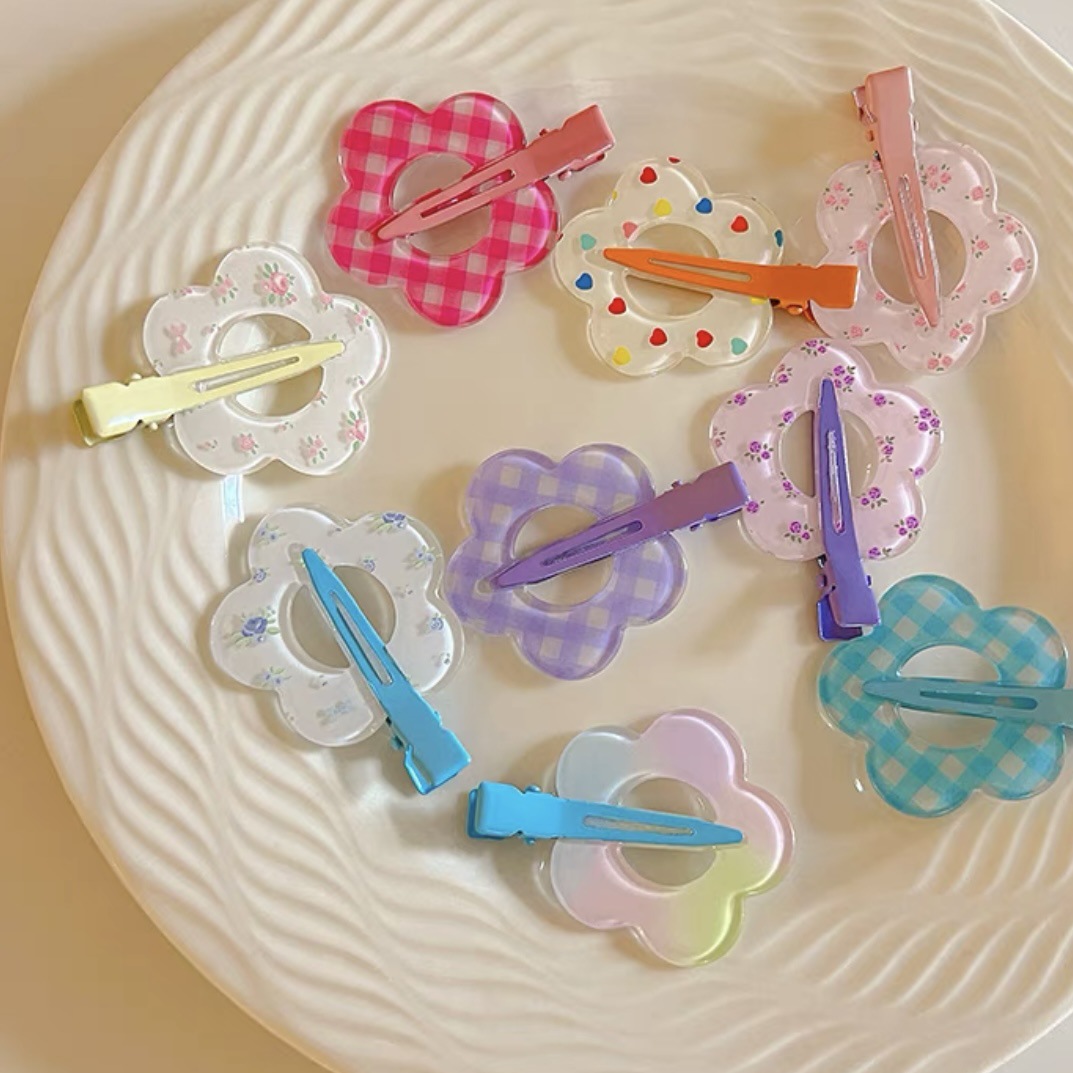 Cute Flower Shaped Acrylic Hair Clips for Women Girls