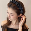 Simple Bubble Padded Headband with Teeth