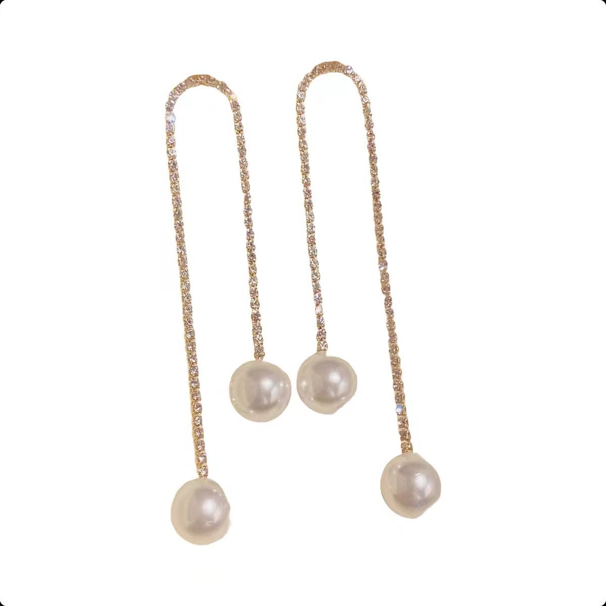 Versatile Irregular Pearl Earrings