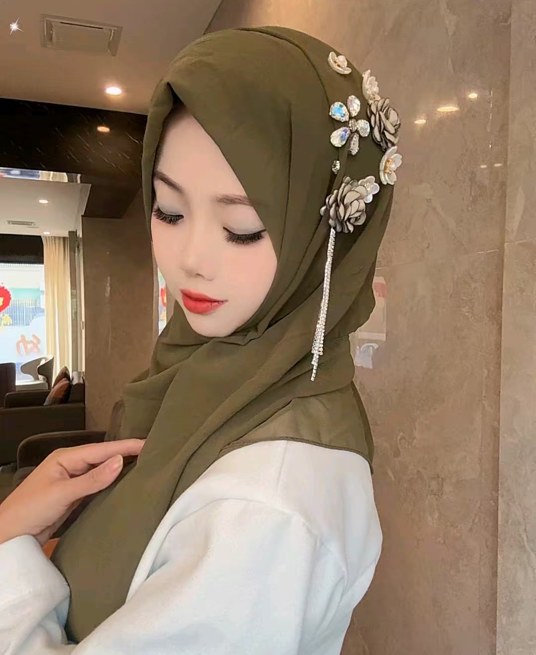 Premium Chiffon Hijab Set with Matching Floral Hair Accessory – Modest Fashion for Eid & Events