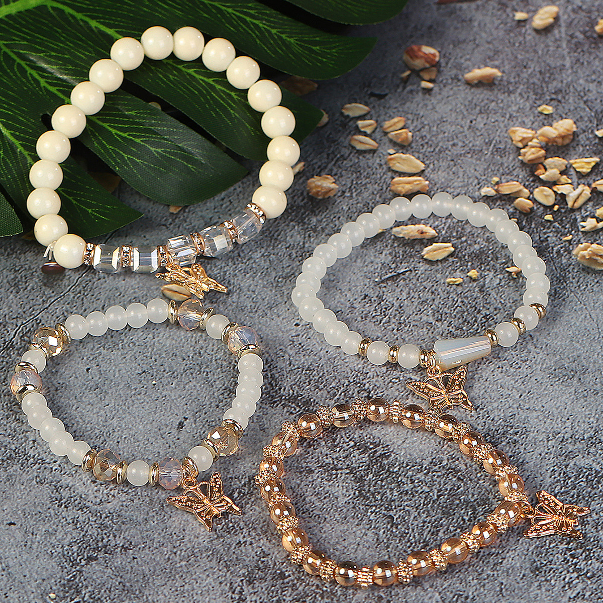 4pcs/Set Elegant Gold Butterfly Charm Beaded Bracelets Stackable Crystal Pearl Bracelet Set