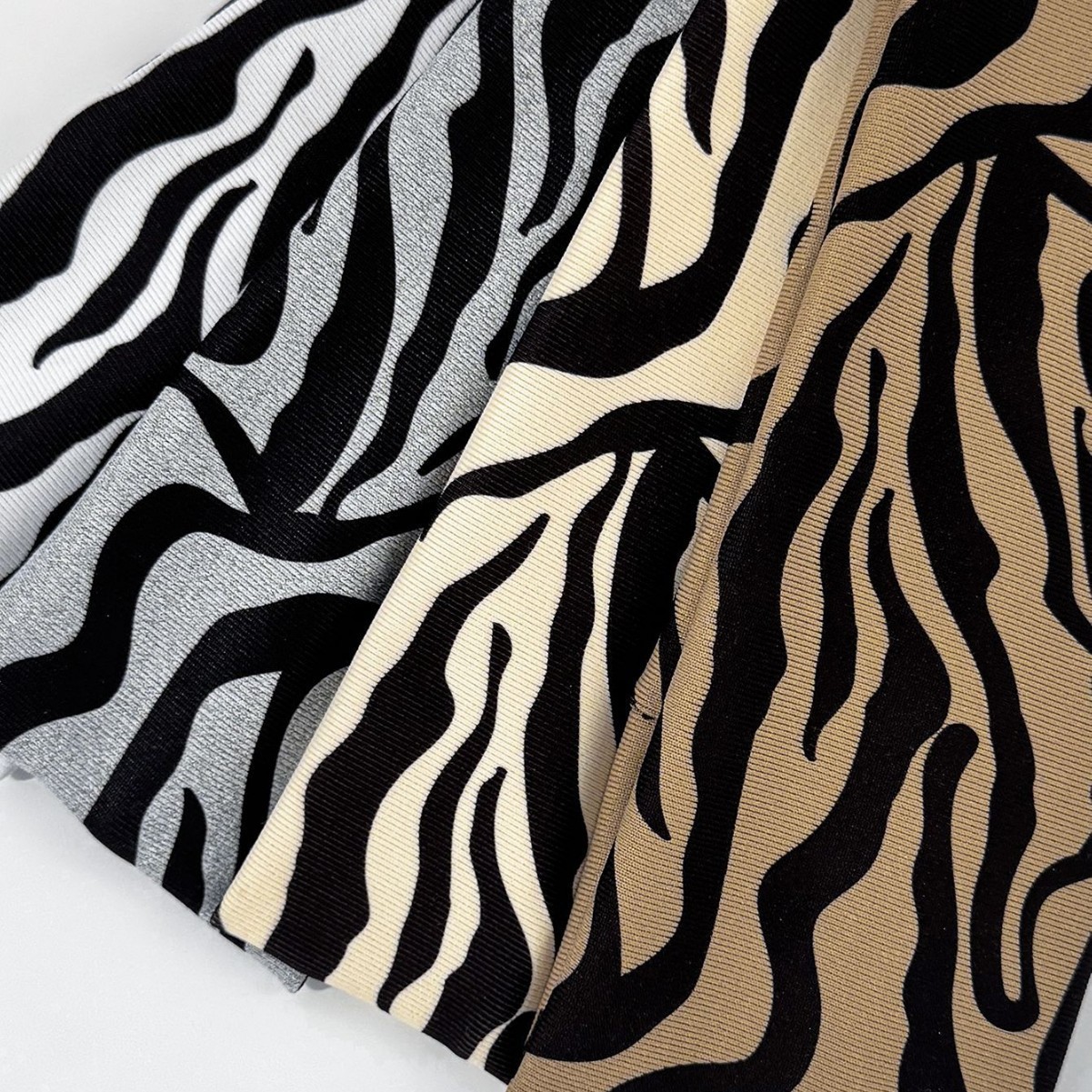 Fashionable Sweat-absorbing Wave-shaped hairband