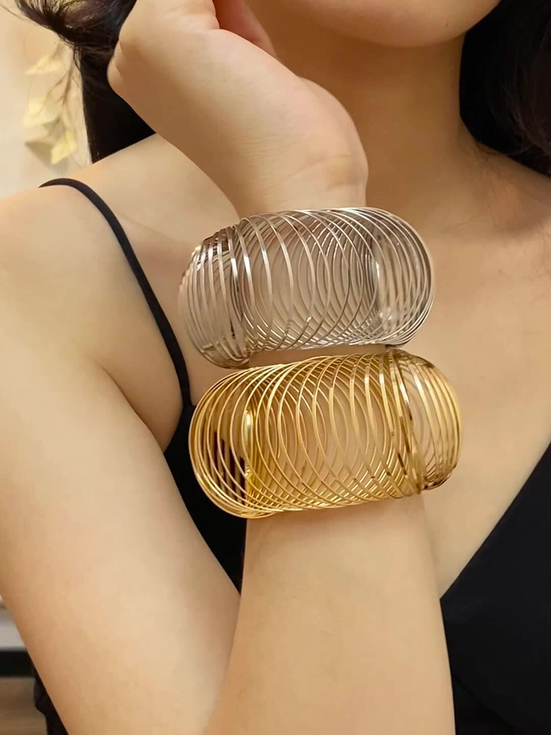 Geometric Hollow Stretch Bracelet