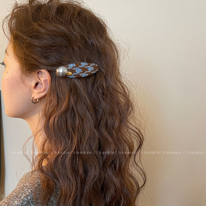 High-End Heart Color Block Hair Clip
