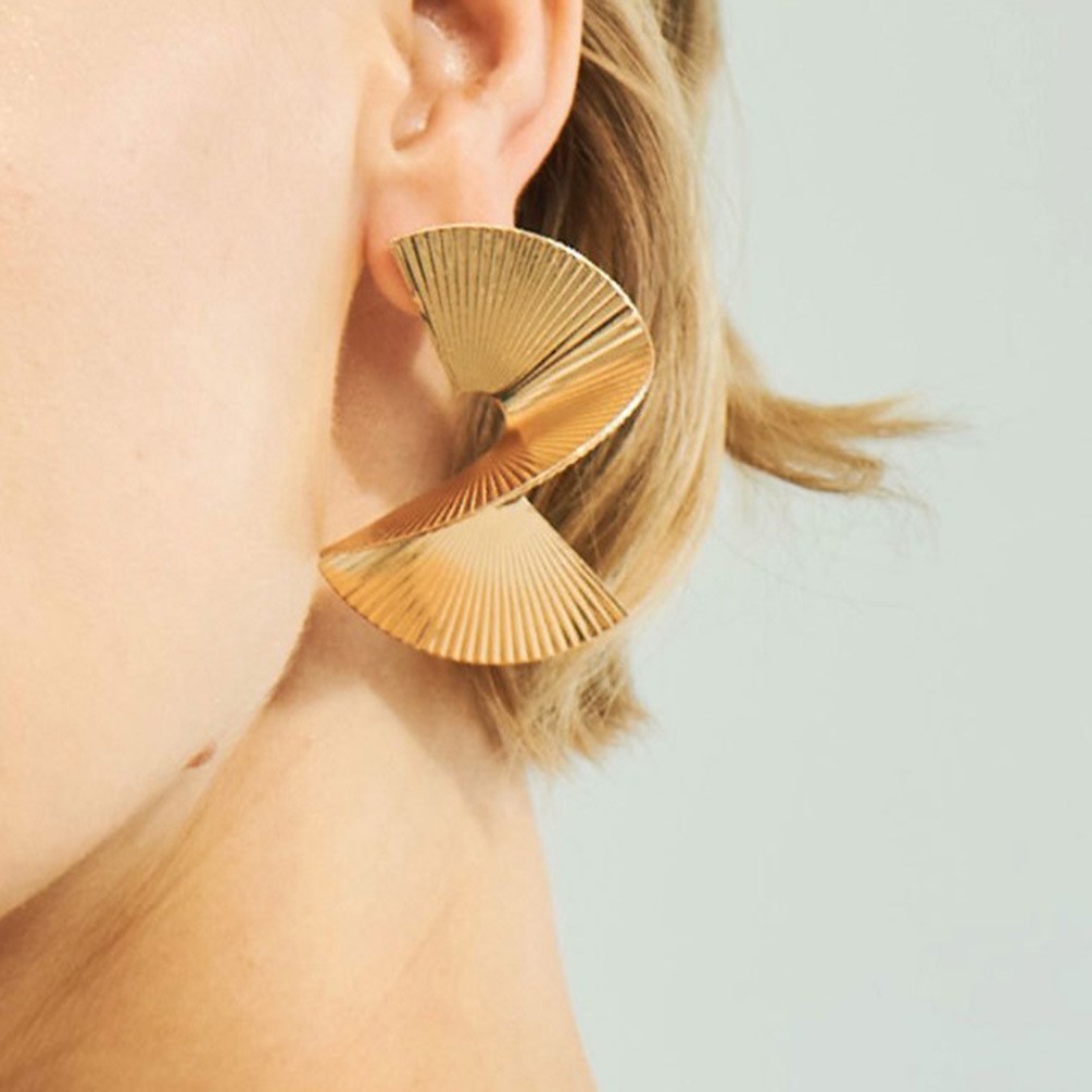 European American Vintage Spiral Geometric Fan Earrings for Women