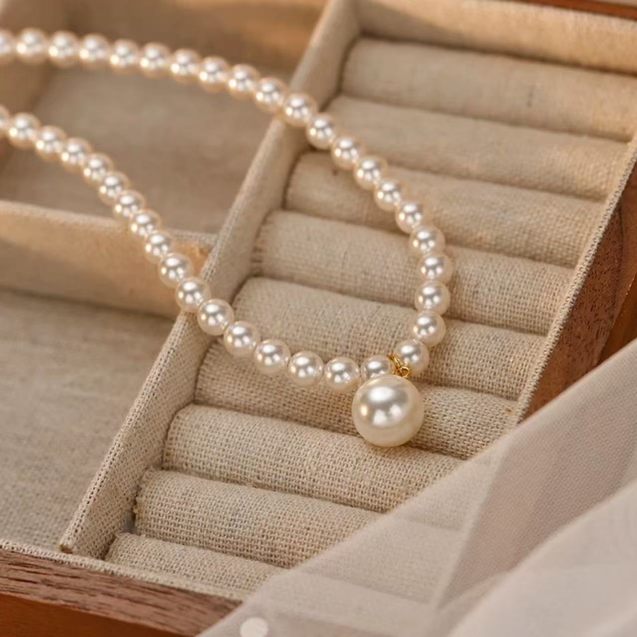 Elegant Pearl Choker with Center Drop Pearl | Feminine Luxury Jewelry for Women