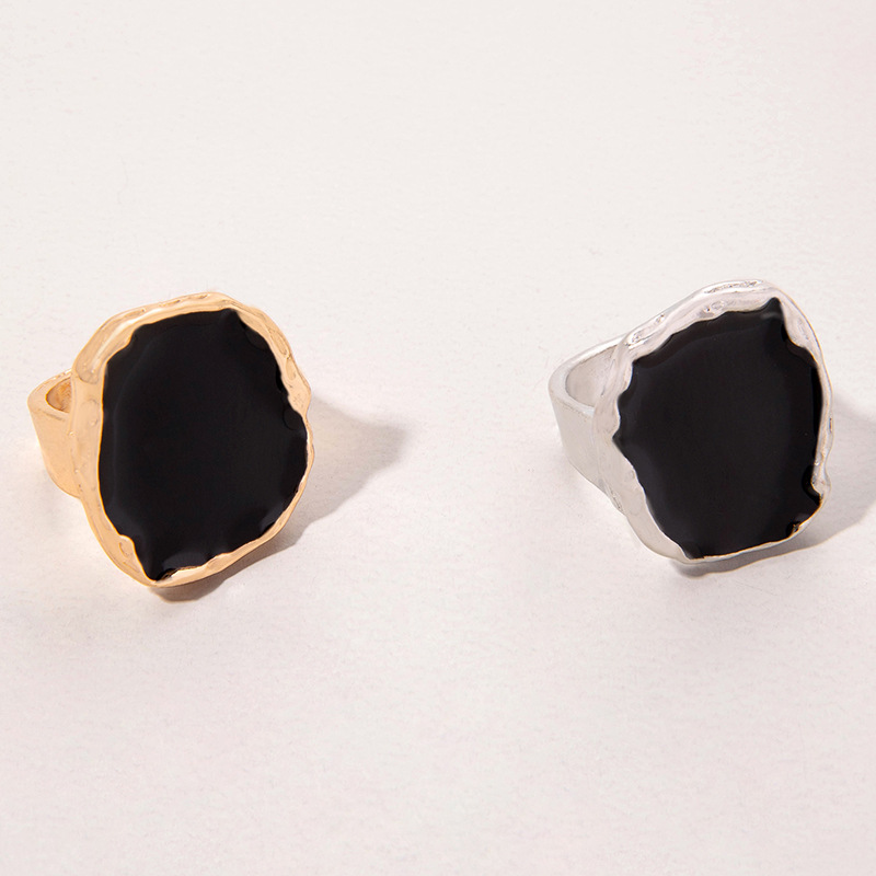 Irregular Gold-Edged Black Enamel Ring