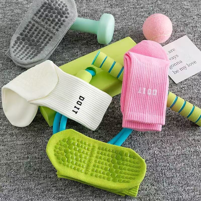 Women's Mid-Calf Fitness Yoga Socks for Floor Workout