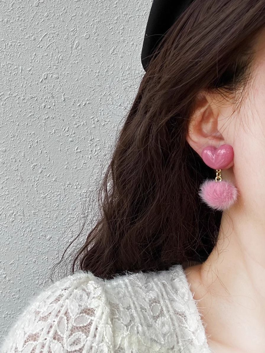 Sweet Heart Pom Pom Earrings Soft Pink Plush Ball Drop Earrings Cute Girlish Jewelry 