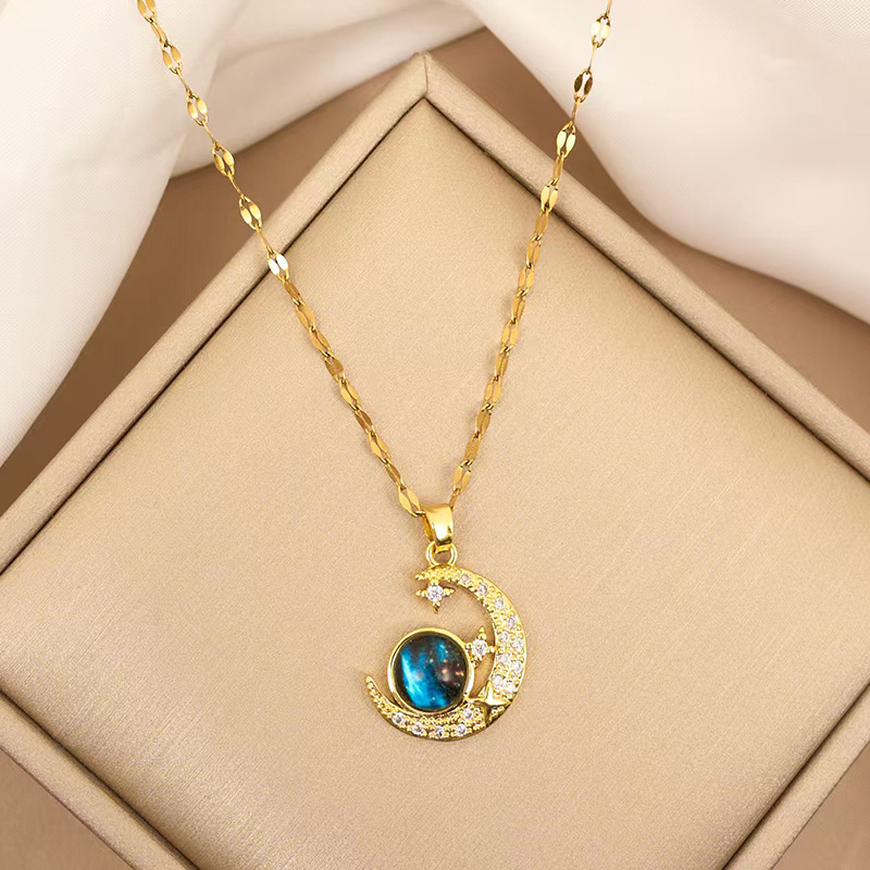Fashion Moon Star Planet Pendant Necklace Blue Galaxy Stone Rhinestone Crescent Couple Jewelry For Women