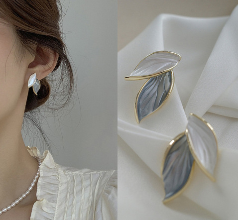 Korean Minimalist Fashion Earrings for Women