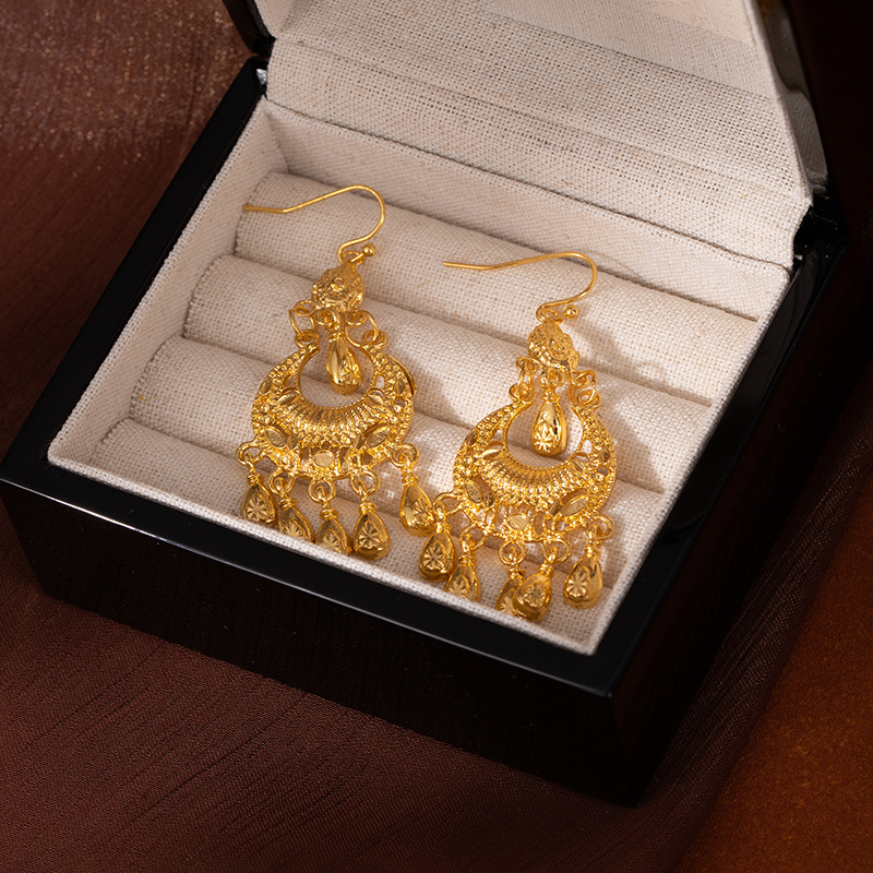 Vintage Gold Waterdrop Tassel Earrings