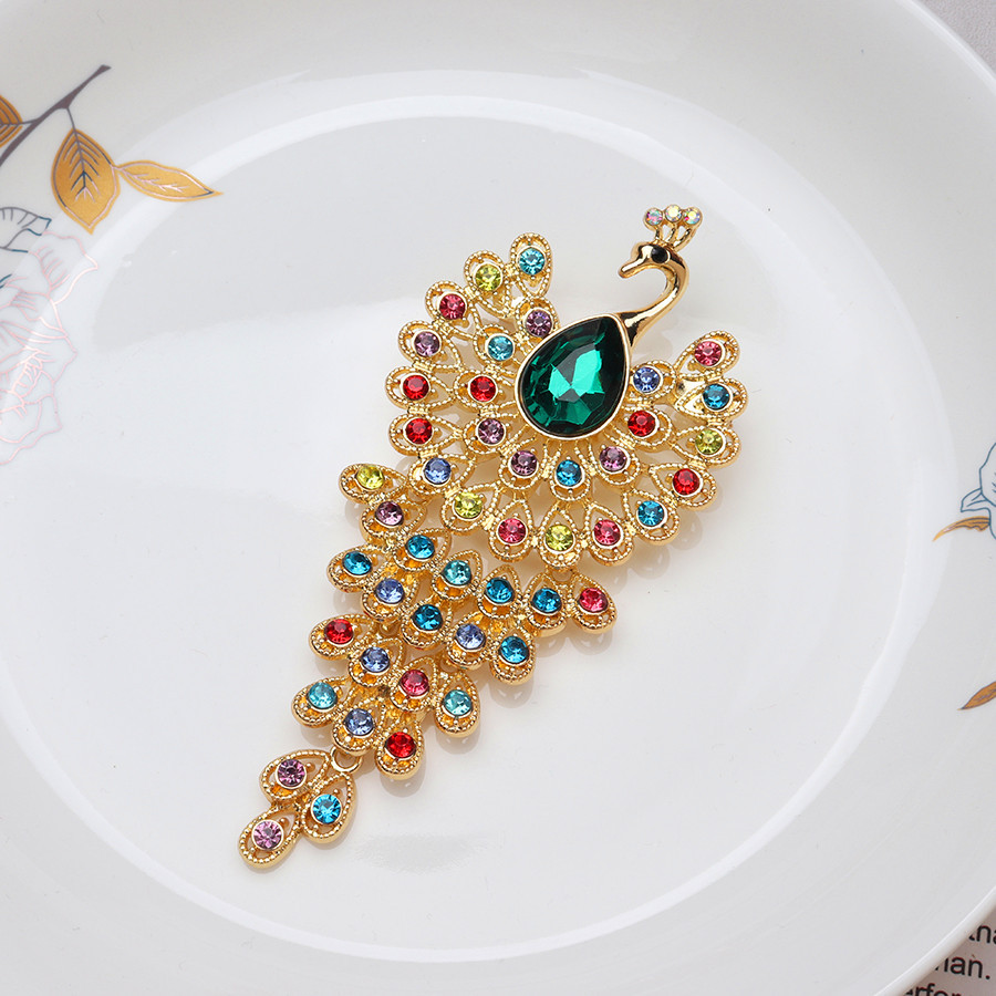 Vintage Peacock Brooch Pin