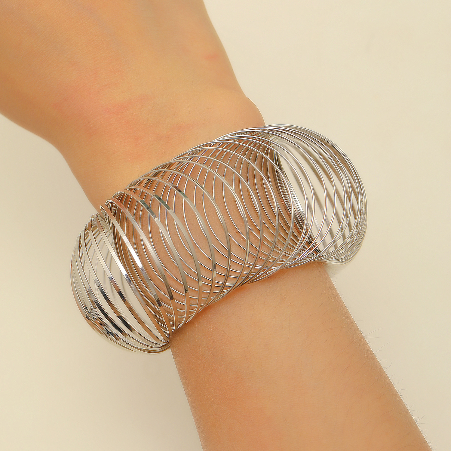 Geometric Hollow Stretch Bracelet